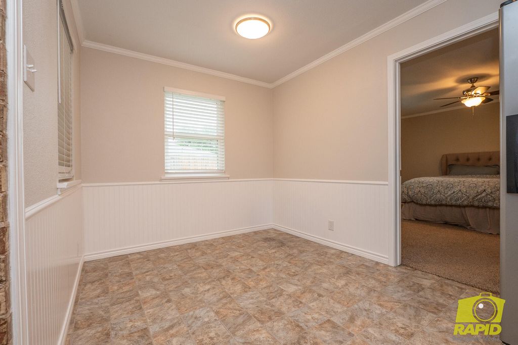 Image 16 of property listing at 3005 Bluebonnet Lane, San Angelo, TX 76904
