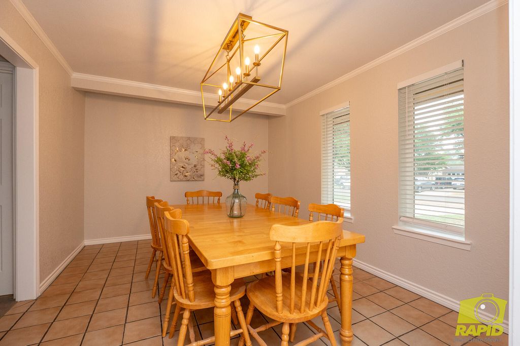 Image 19 of property listing at 3005 Bluebonnet Lane, San Angelo, TX 76904