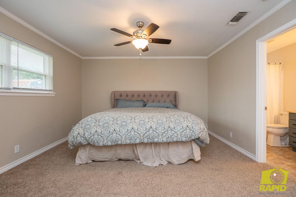 Image 20 of property listing at 3005 Bluebonnet Lane, San Angelo, TX 76904