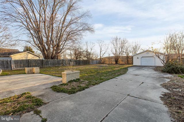 1161 JANES RD, Dover, DE 19901