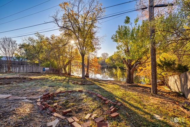 1817 Greenwood St, San Angelo, TX 76901