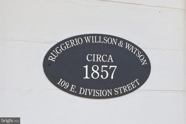 109 E DIVISION ST, Dover, DE 19901