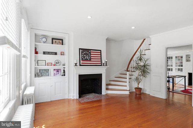 109 E DIVISION ST, Dover, DE 19901