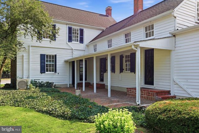 109 E DIVISION ST, Dover, DE 19901