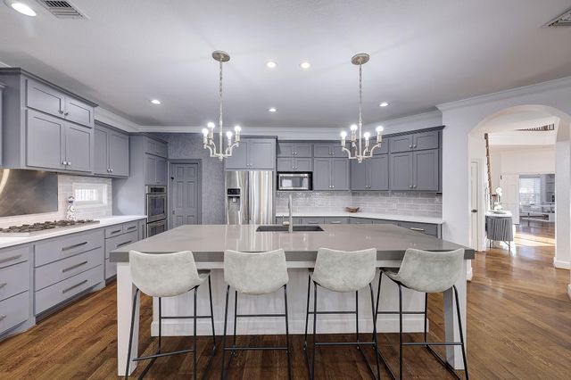 6213 San Felipe Street, Houston, TX 77057