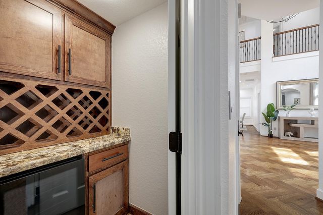 6213 San Felipe Street, Houston, TX 77057