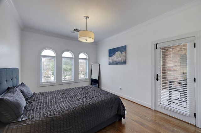 6213 San Felipe Street, Houston, TX 77057