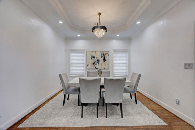 6213 San Felipe Street, Houston, TX 77057