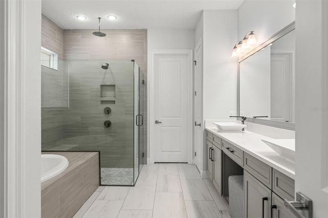 15619 GIANT FOXTAIL COURT, Winter Garden, FL 34787