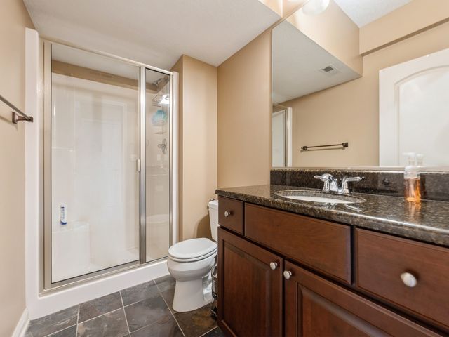2705 147th Street, Urbandale, IA 50323
