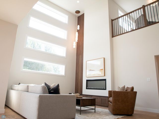 3606 Decorah Way S, Fargo, ND 58104