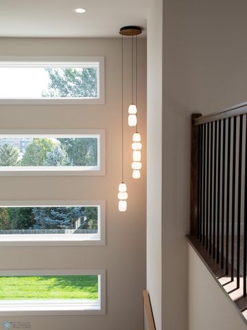 3606 Decorah Way S, Fargo, ND 58104