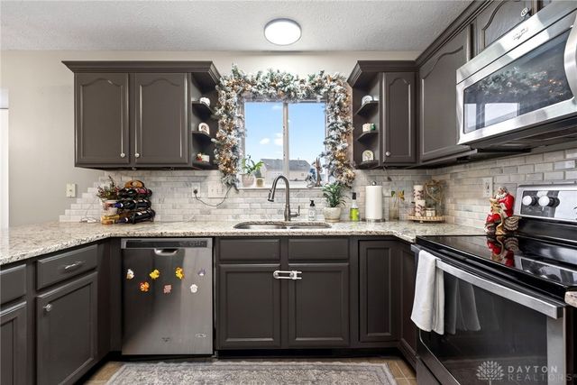 25 Blose Court, Springboro, OH 45066