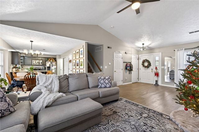 25 Blose Court, Springboro, OH 45066