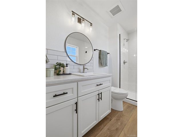 2301 E Fremont Ave S-S10, Centennial, CO 80122