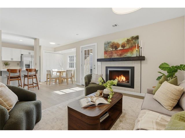 2301 E Fremont Ave S-S10, Centennial, CO 80122