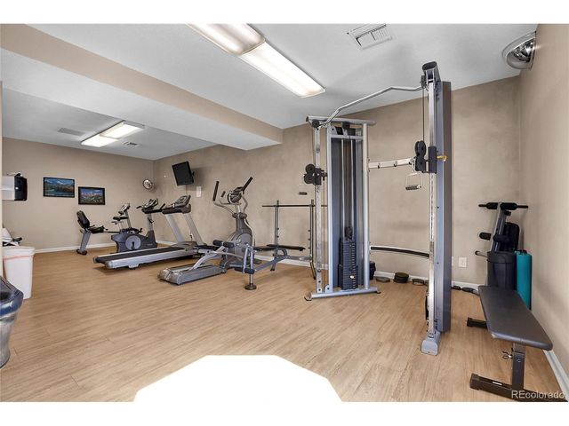 2301 E Fremont Ave S-S10, Centennial, CO 80122