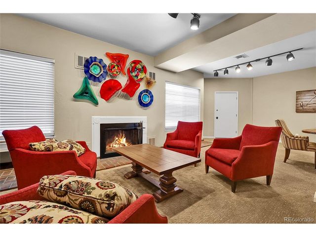 2301 E Fremont Ave S-S10, Centennial, CO 80122