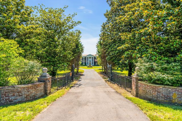 1112 Franklin Rd, Brentwood, TN 37027