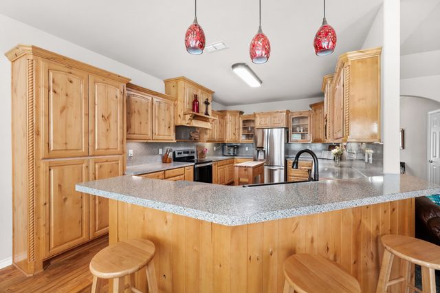 2801 County Road 1600, Alba, TX 75410