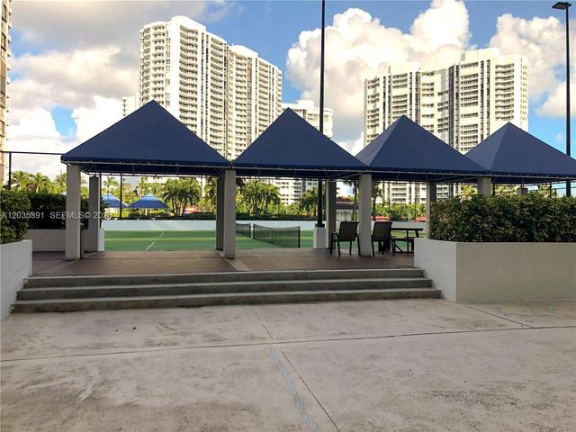 3610 Yacht Club Dr 312, Aventura, FL 33180