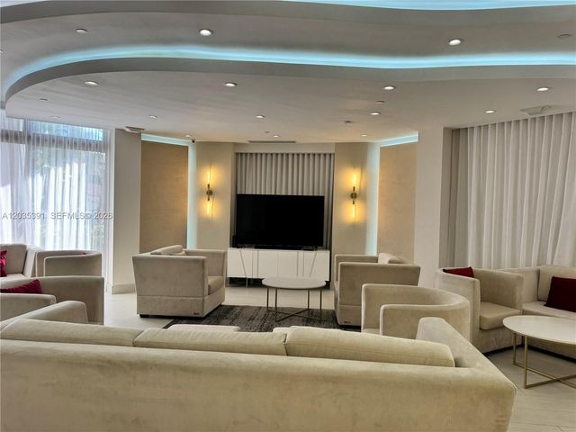 3610 Yacht Club Dr 312, Aventura, FL 33180