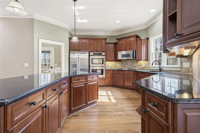 1030 Overlook Drive, Villa Rica, GA 30180