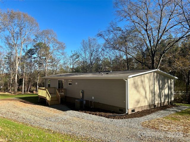 3336 Cliffside Road, Mooresboro, NC 28114
