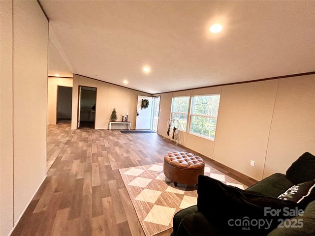 3336 Cliffside Road, Mooresboro, NC 28114