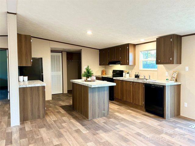 3336 Cliffside Road, Mooresboro, NC 28114