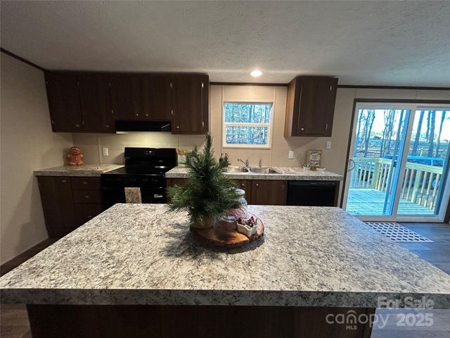 3336 Cliffside Road, Mooresboro, NC 28114