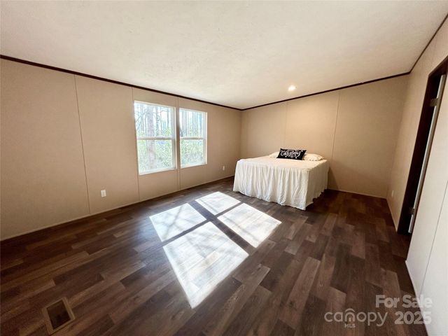 3336 Cliffside Road, Mooresboro, NC 28114