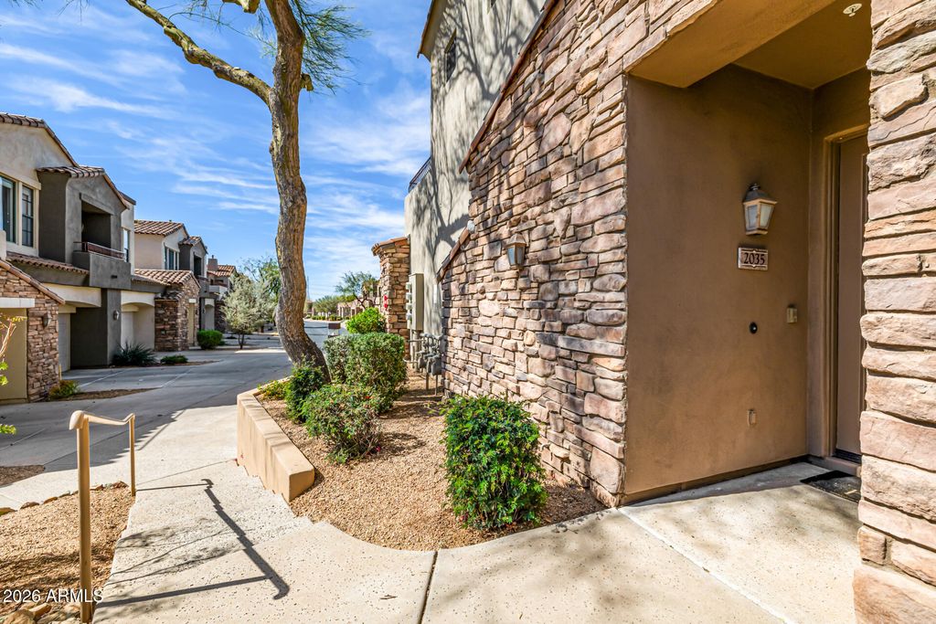 19550 N GRAYHAWK Drive 2035, Scottsdale, AZ 85255 — photo 2