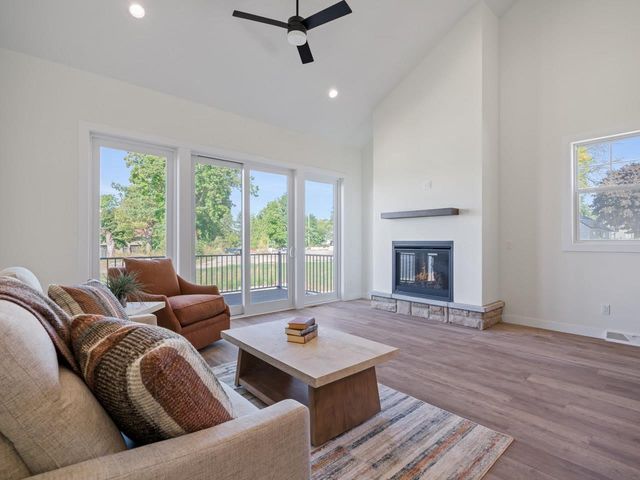 602 Monarch Lane, Beaver Dam, WI 53916