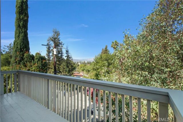 5217 Marmol, Woodland Hills, CA 91364