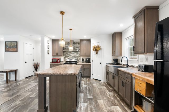 50 Monteiro Drive, Hinsdale, NH 03451