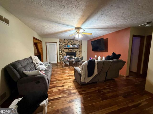 30 Price Drive, Locust Grove, GA 30248