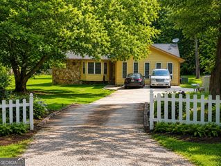 30 Price Drive, Locust Grove, GA 30248