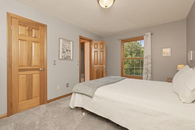758 Covered Bridge Drive, Delaware, OH 43015