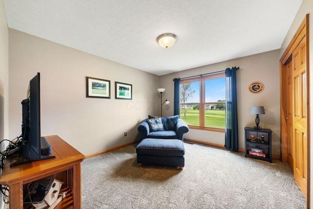 758 Covered Bridge Drive, Delaware, OH 43015