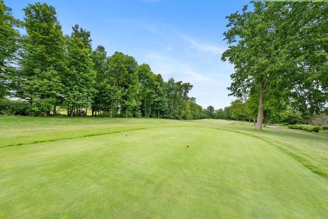 758 Covered Bridge Drive, Delaware, OH 43015