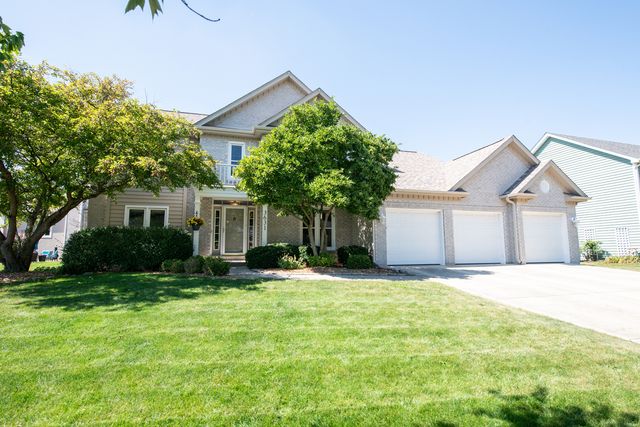 3631 Falkner Drive, Naperville, IL 60564