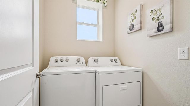8621 PINECREST TRAIL, Wildwood, FL 34785