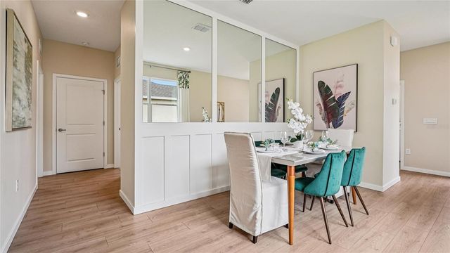 8621 PINECREST TRAIL, Wildwood, FL 34785