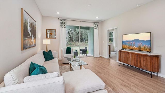 8621 PINECREST TRAIL, Wildwood, FL 34785