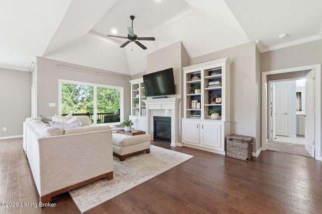 2405 Irish Bend Ct, Fisherville, KY 40023