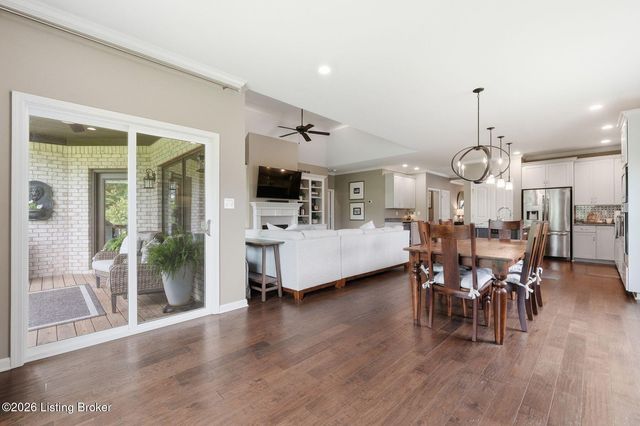 2405 Irish Bend Ct, Fisherville, KY 40023