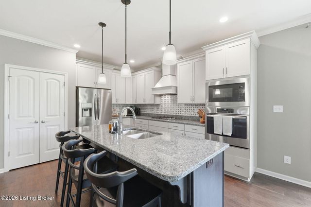 2405 Irish Bend Ct, Fisherville, KY 40023