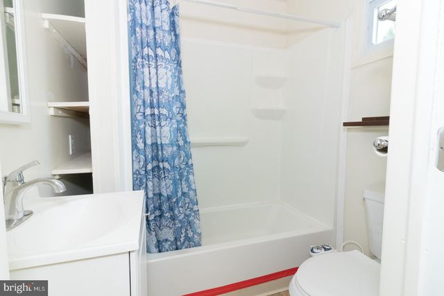 227 S JOHNSTON AVE, Hamilton, NJ 08609