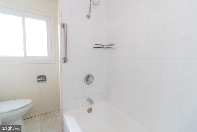 227 S JOHNSTON AVE, Hamilton, NJ 08609